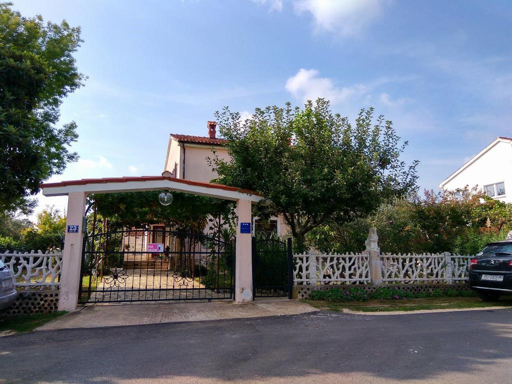 Apartment Gracijana Poreč Exterior foto